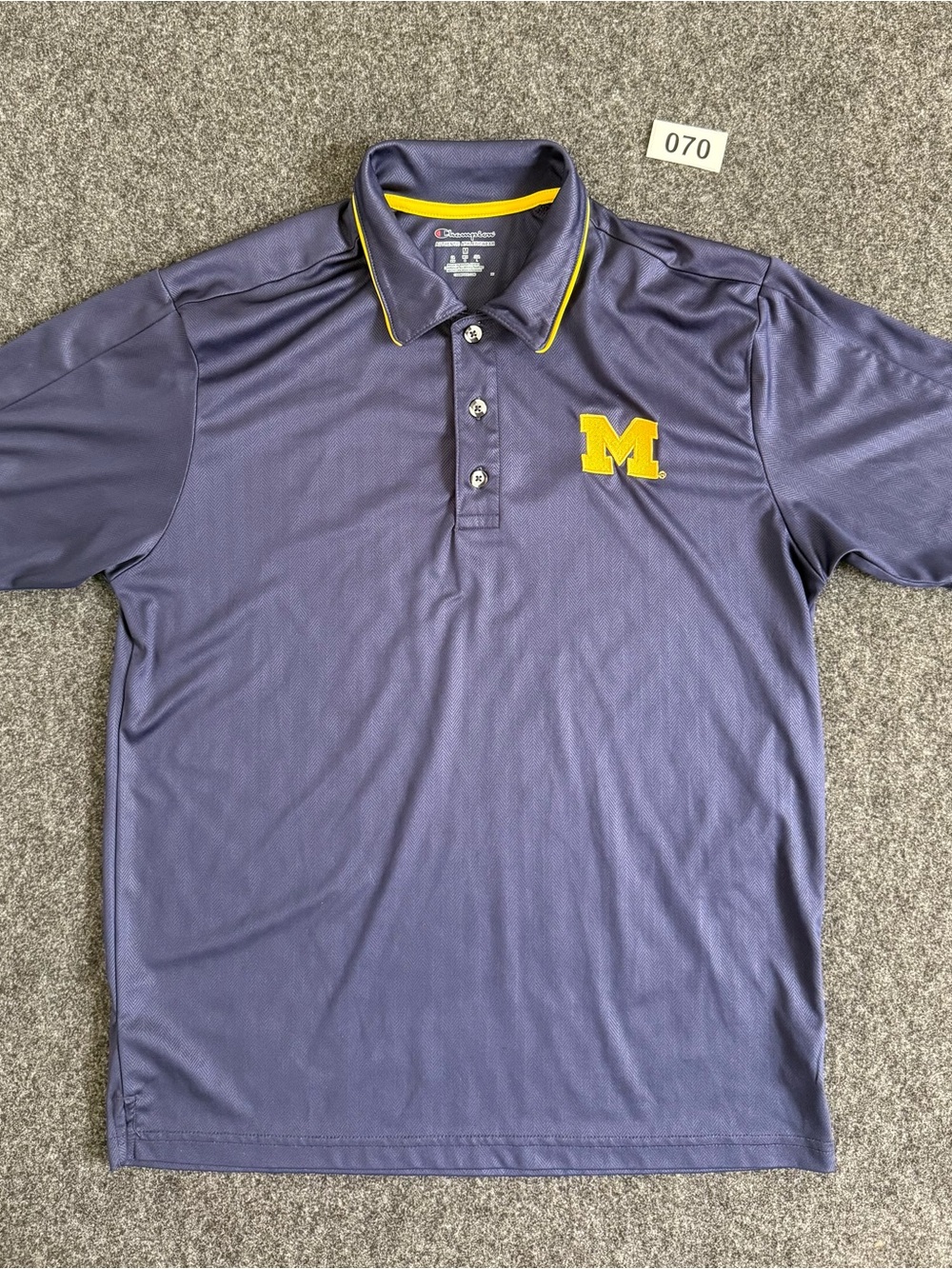 Michigan Wolverines Polo Shirt Men’s Medium Blue Champion